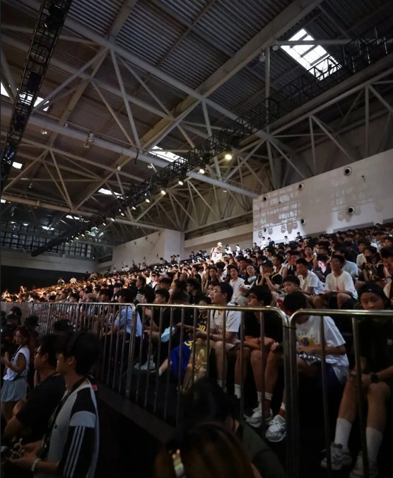 库里社媒晒出一大波中国行图片&amp;视频：这里的能量不可思议