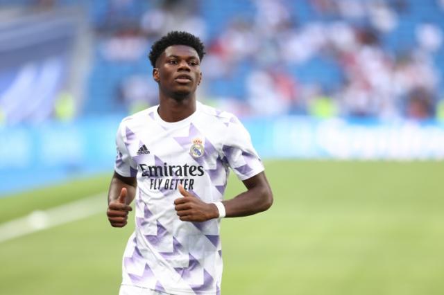 爱游戏-【早报】曼联官宣新帅，滕哈赫深情告别！