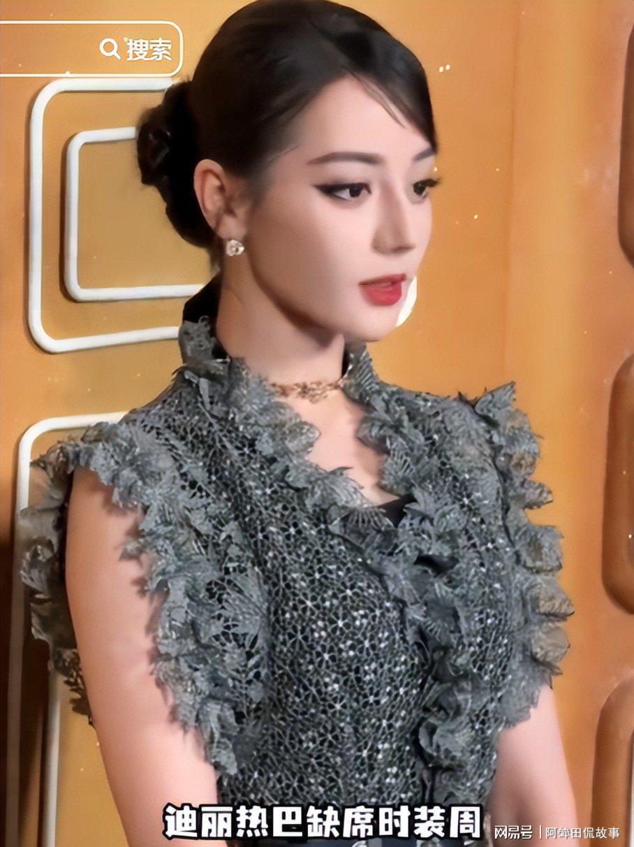 爱游戏体育-迪丽热巴被困迪拜升级！工作人员直飞，只有她转机，网友再曝猛料